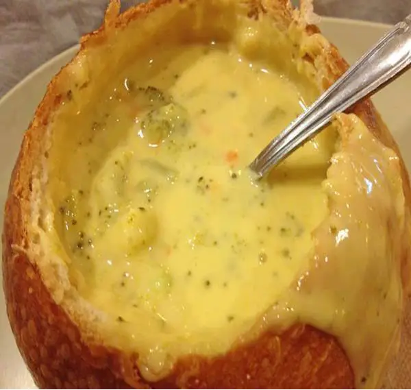 Panera Broccoli Cheese Soup – ONLY 3 POINTS!