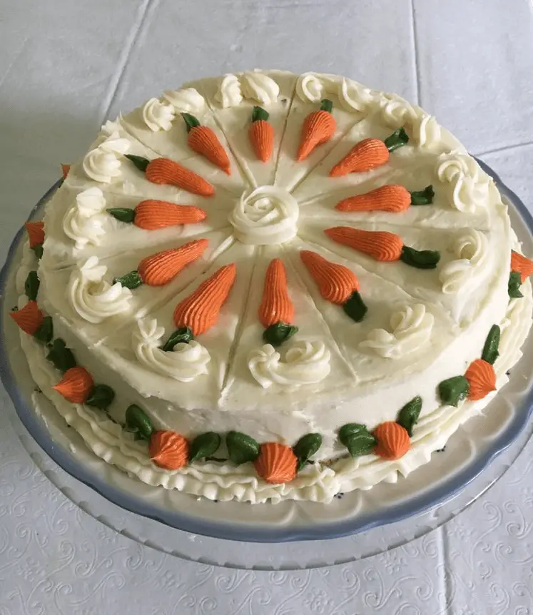 THE BEST CARROT CAKE EVER
