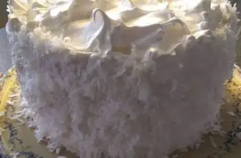 Coconut-Cake with 7-Min Frosting