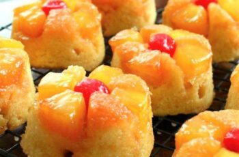 Pineapple upside down cupcakes