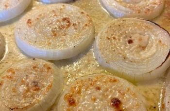 Roasted onions with Parmesan cream