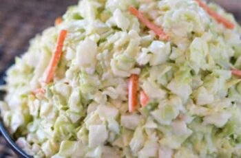 KFC-STYLE COLESLAW: THE PERFECT CREAMY SIDE