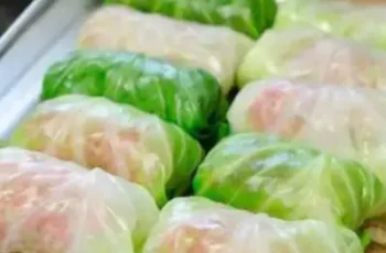 Slow Cooker Stuffed Cabbage Rolls